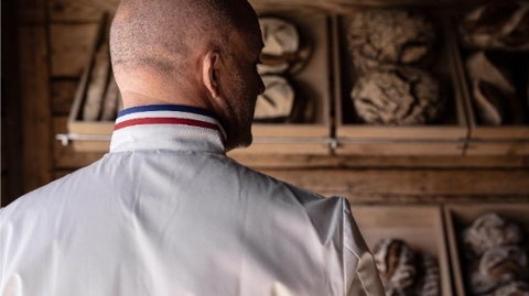 le Chef Olivier Nasti, 2 étoiles au Guide Michelin et Meilleur Ouvrier de France, ouvre sa boulangerie ce mercredi 17 août 2022. le Chef Olivier Nasti, 2 étoiles au Guide Michelin et Meilleur Ouvrier de France, ouvre sa boulangerie ce mercredi 17 août 2022.